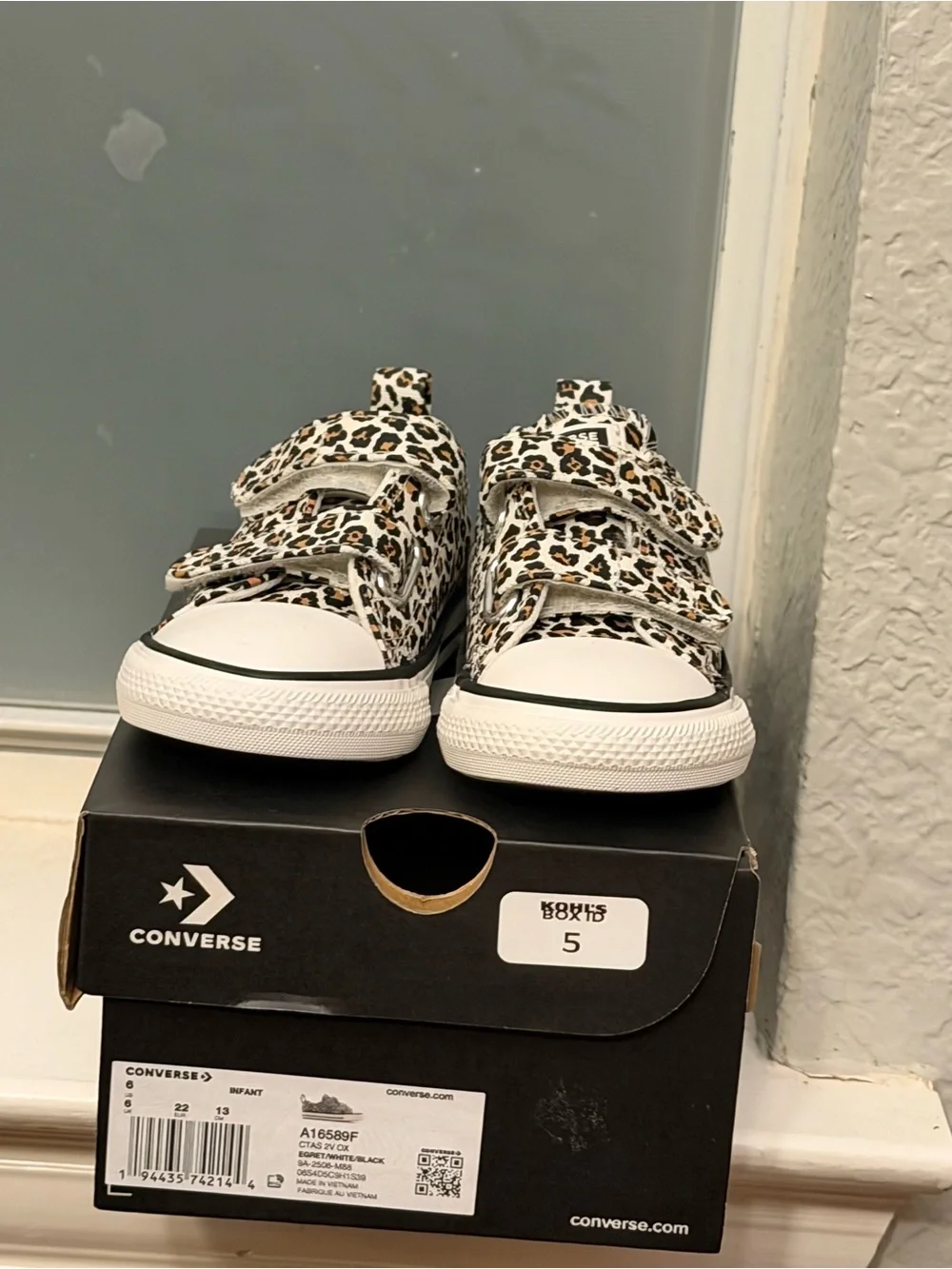 Converse Kids Leopard Print Low Top Sneakers - White, Tan, Black